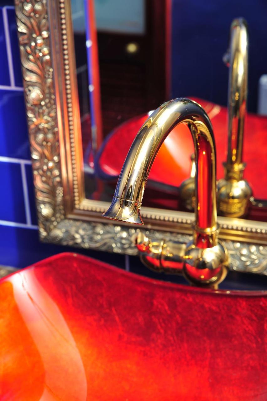 The Beauty Rooms Bnb Liverpool Dış mekan fotoğraf