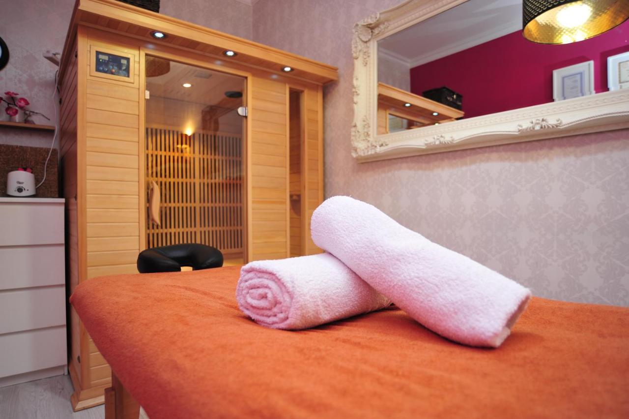 The Beauty Rooms Bnb Liverpool Dış mekan fotoğraf